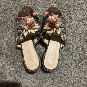nine west suede floral slide mule